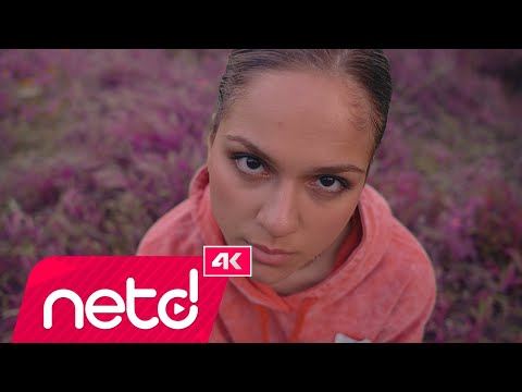 Umut Karabıyık Feat. Yankee & Aysila - Aşktan Bi Haber